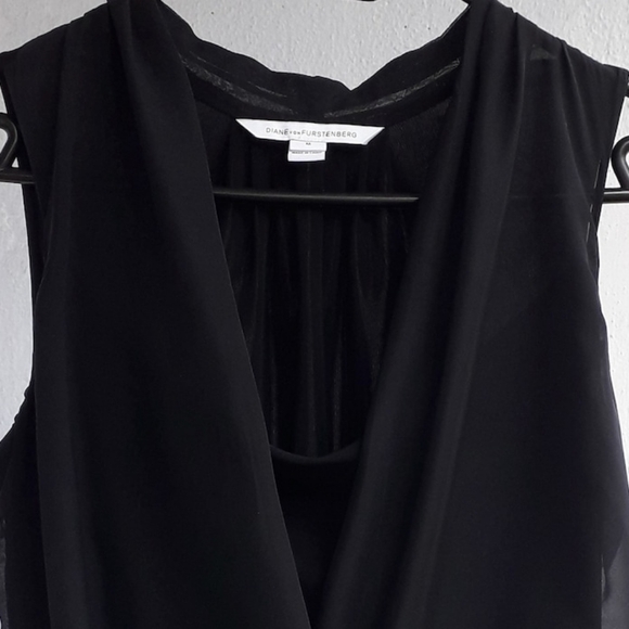 Diane von Furstenberg black sleeveless blouse in viscose and silk - Size M - Picture 3 of 12